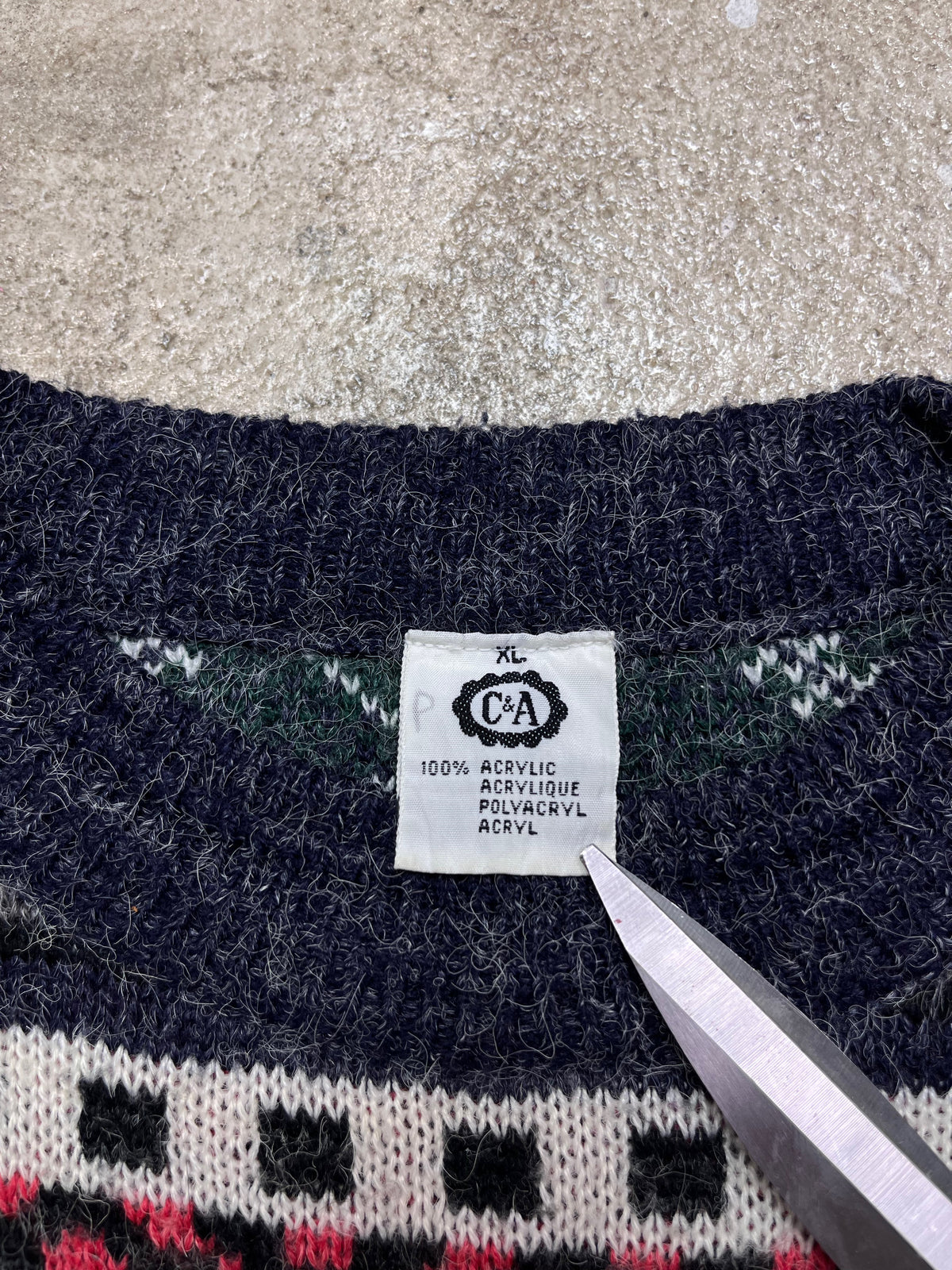 C&A CUTE OVERSIZED WOOL KNITTED SWEATER 1980s