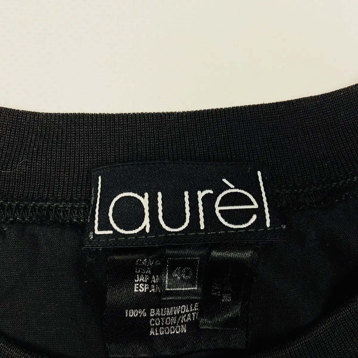 EMBROIDERED GEOMETRY ART BY LAUREL ESCADA TEE 1990s