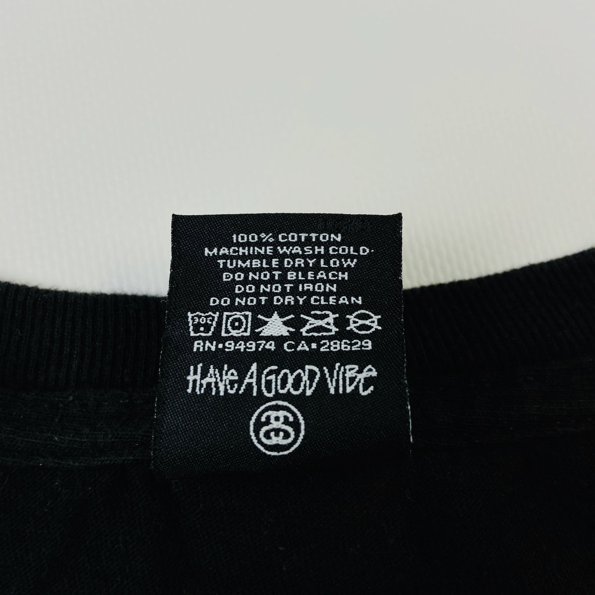 2000s STUSSY GRAFFITI OVERPRINTED TEE