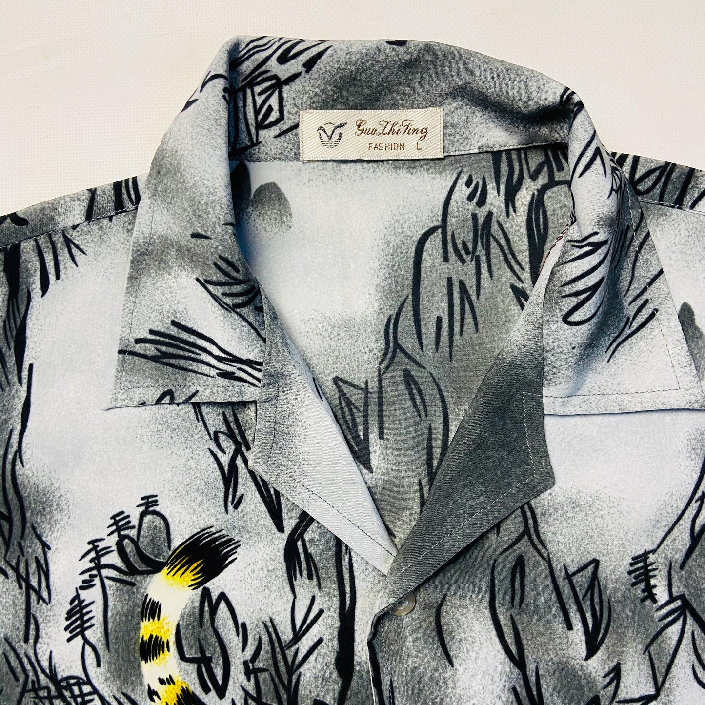 JAPANESE TIGER SHIRT 1990s