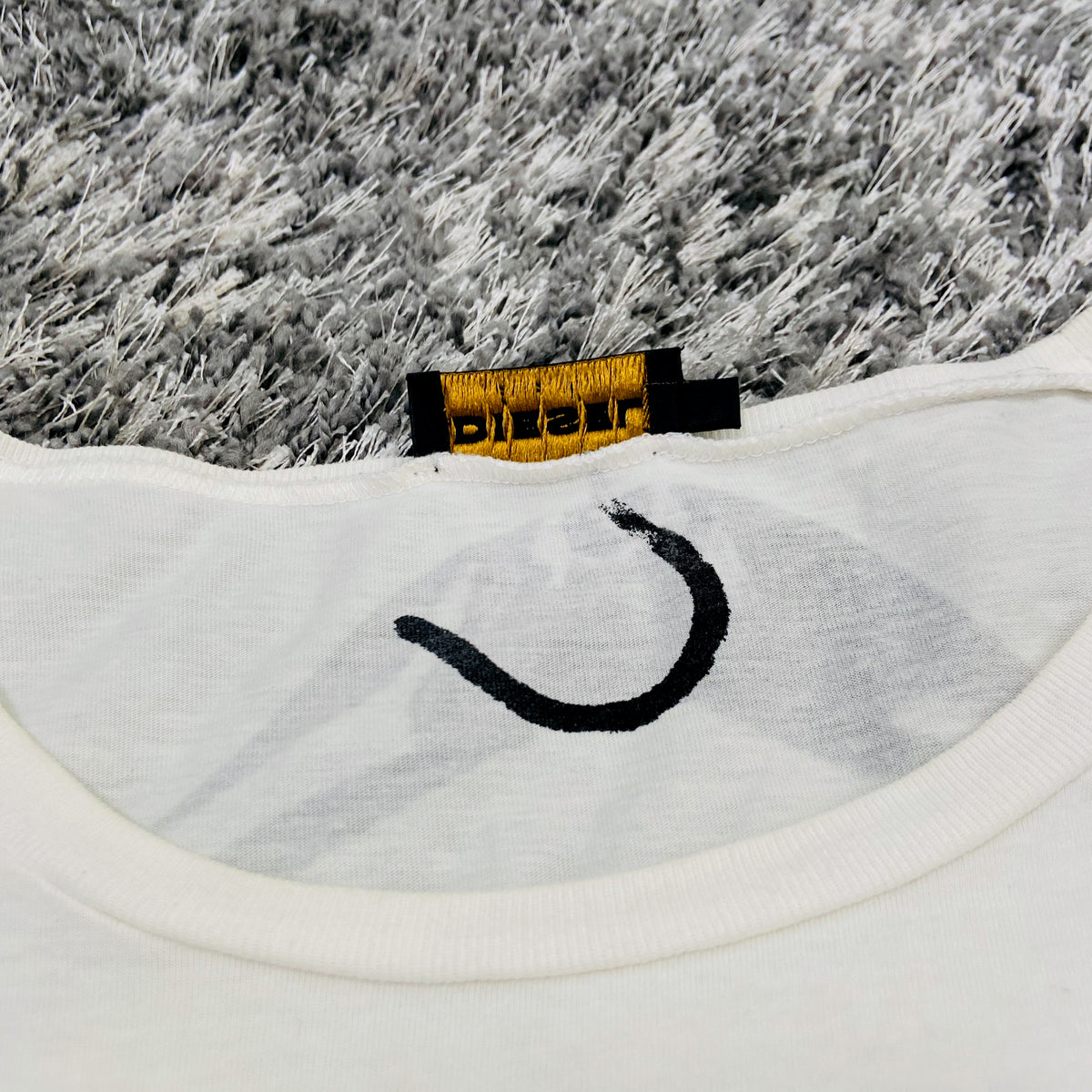 DIESEL RECONSTRUCTED "BLACK GOLD" HANGER TEE 2000s