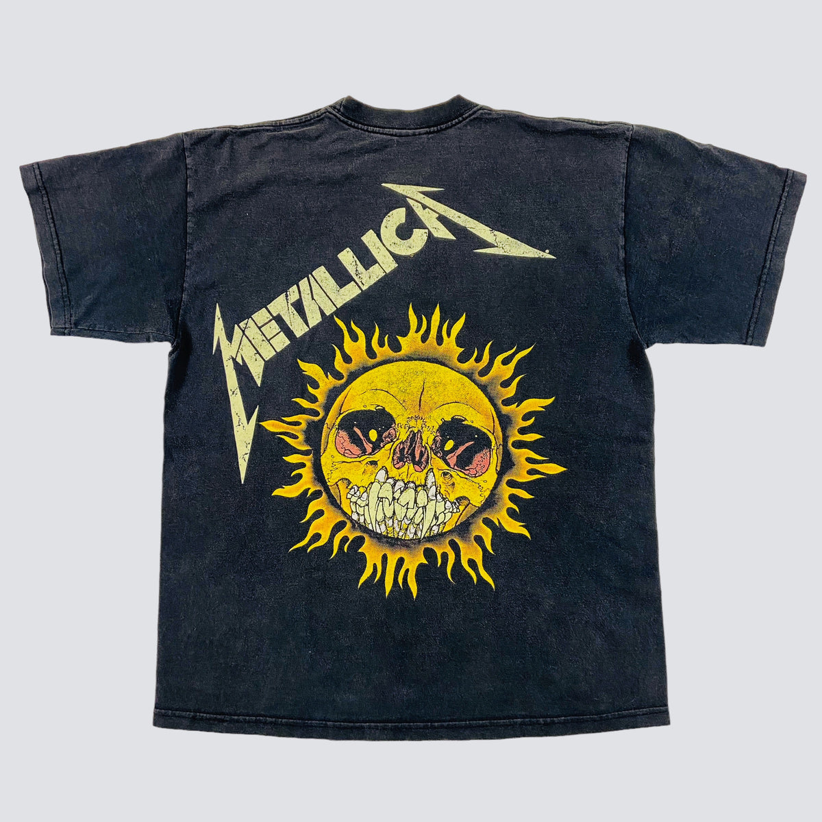 1990s METALLICA FLAMED SKULL SUNFADED TEE