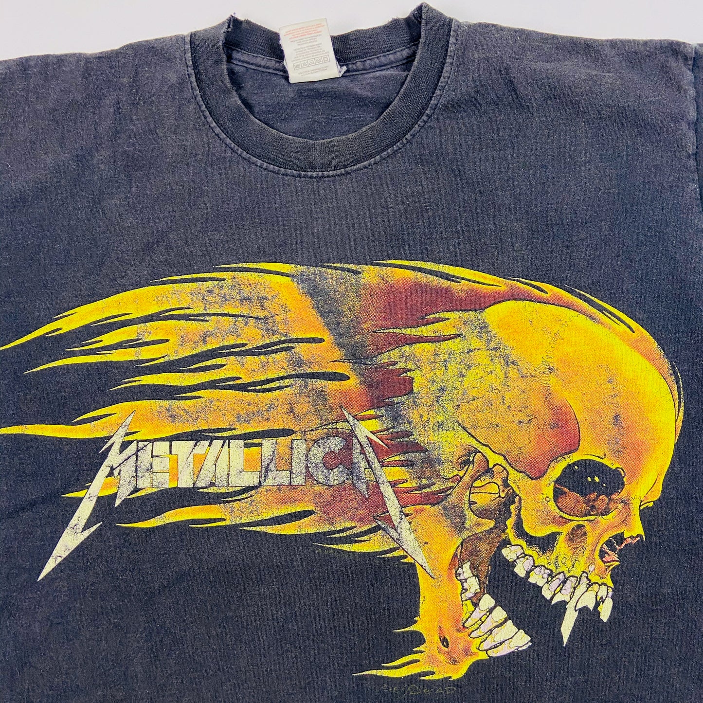 1990s METALLICA FLAMED SKULL SUNFADED TEE