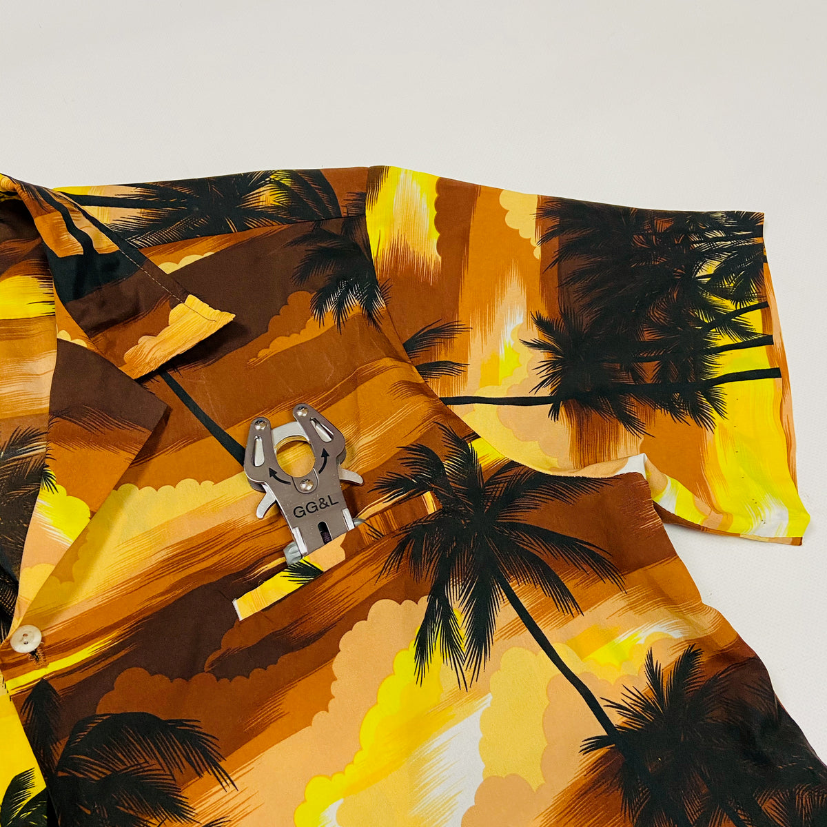 1980s SUN FLORAL ALOHA SHIRT MADE IN HAWAII