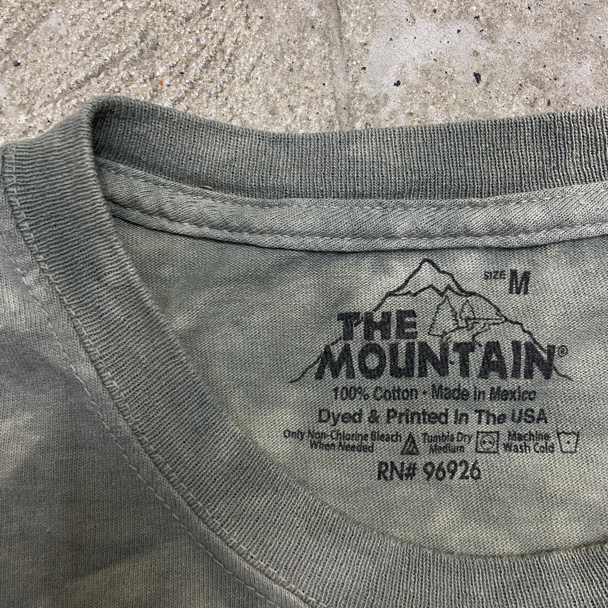 THE MOUNTAIN 3D SKULL BY DAVID PENFOUND TEE