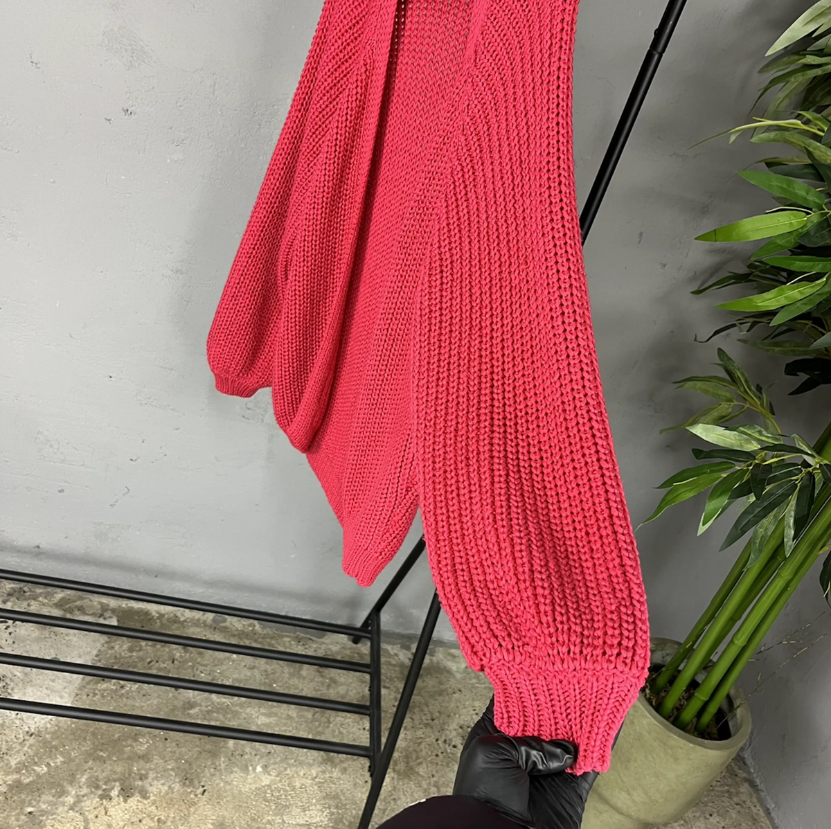 1980s OVERSIZED HEAVY KNITTED CARDIGAN