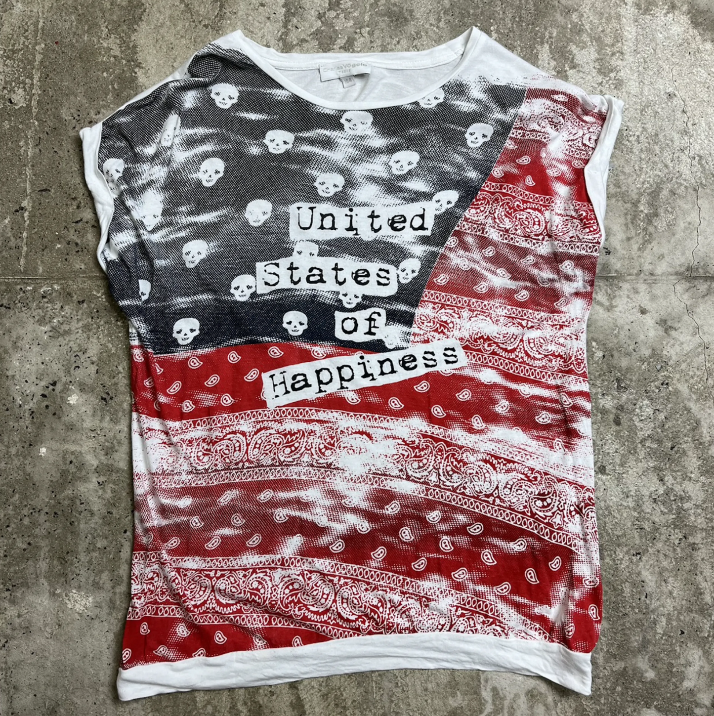 UNITED STATES OF HAPPINESS TEE 2000s