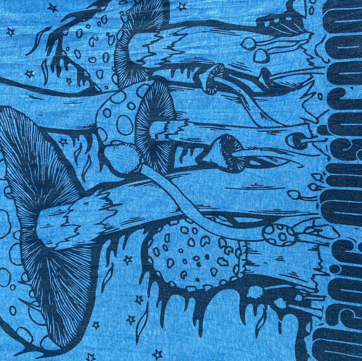 SURE MAGIC MUSHROOMS by MOON FLOWER TEE