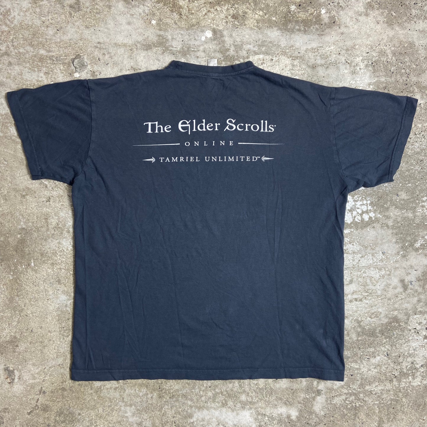 2014 THE ELDER SCROLLS UROBOROS TAMRIEL UNLIMITED TEE