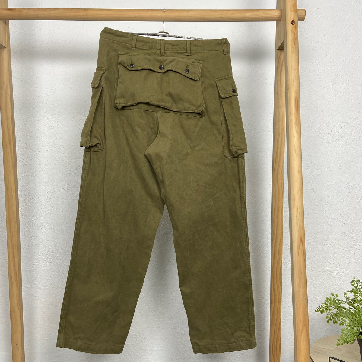 AVIREX LTD USAAF P-44 HEAVY CARGO PANTS 1990s