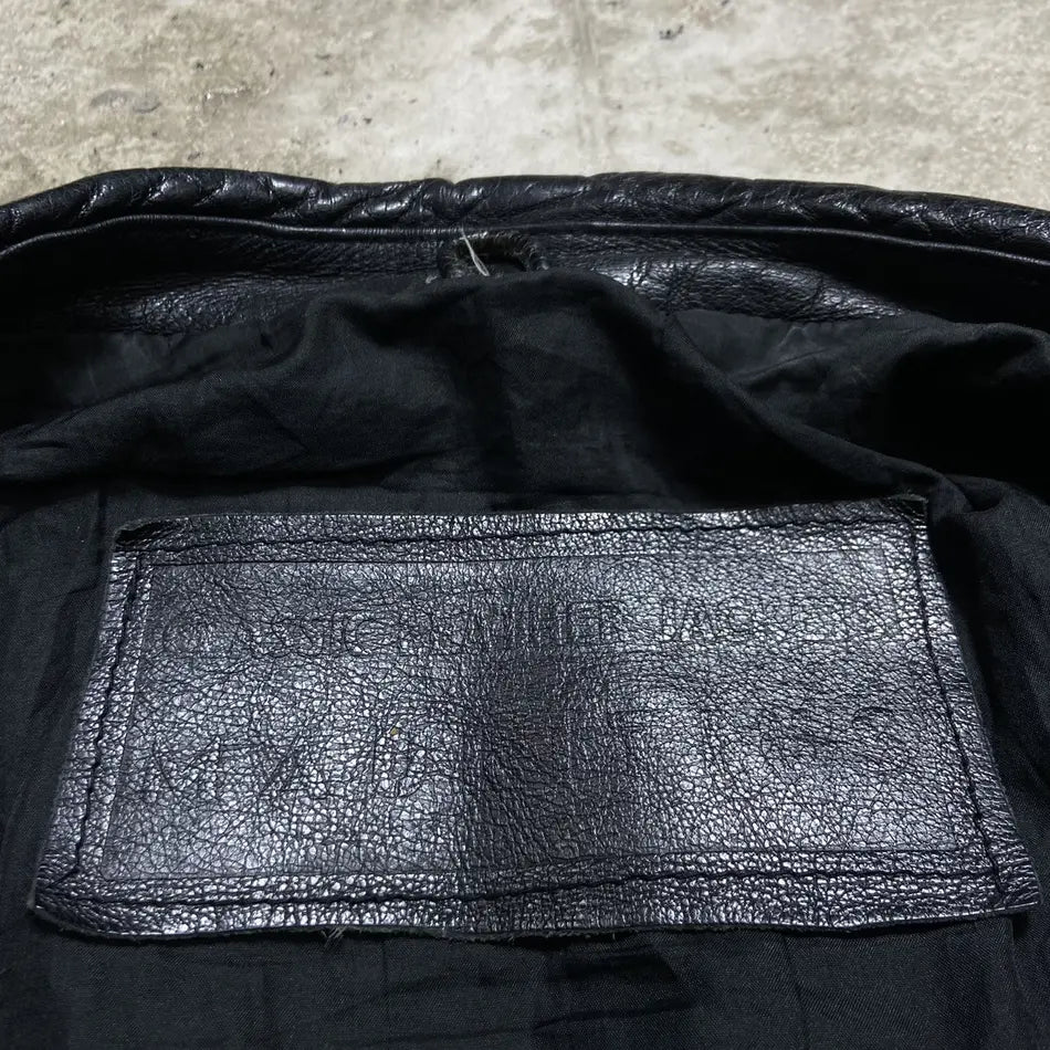 1970s BRITISH HANDCRAFTED BIKER LEATHER JACKET