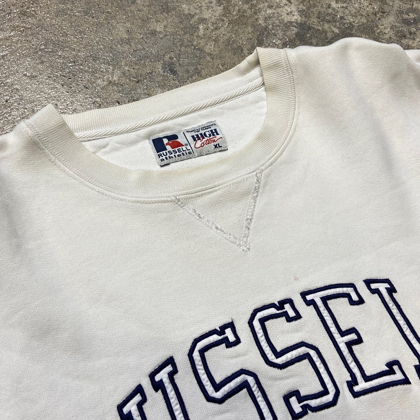 1990s RUSSELL ATHLETIC VINTAGE SWEATSHIRT