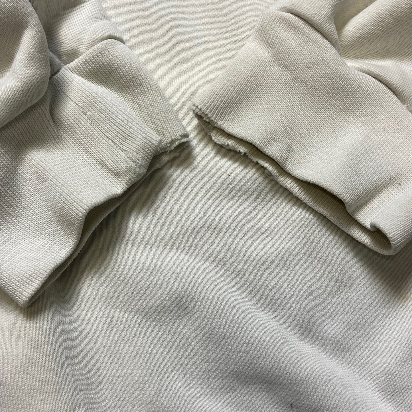 1990s RUSSELL ATHLETIC VINTAGE SWEATSHIRT