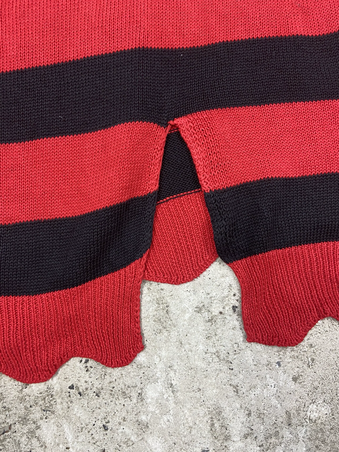 KURT COBAIN STYLE DISTRESSED KNITTED SWEATER