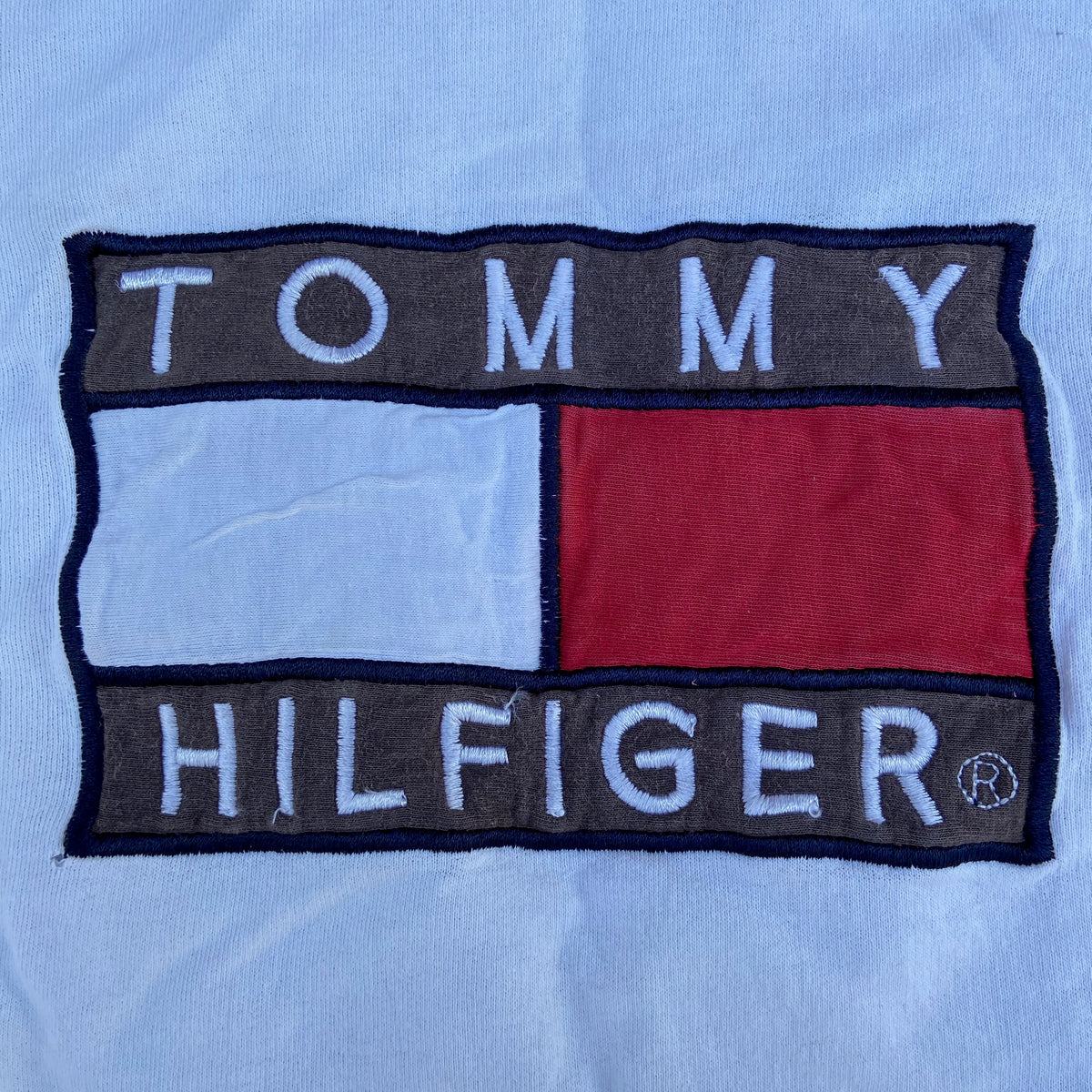 1990s TOMMY HILFIGER EMBROIDERED BIG LOGO TEE