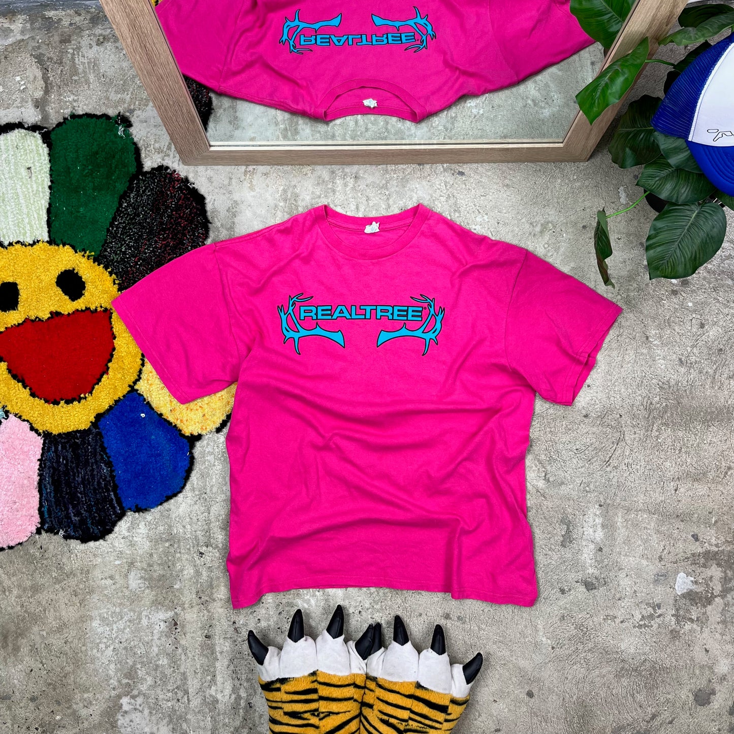 2000s REALTREE ACID PINK TEE