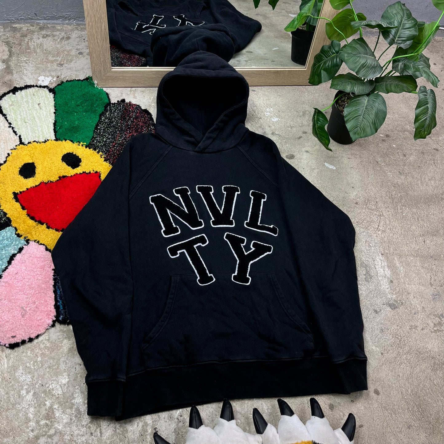 NVLTY SHERPA LETTERS HOODIE
