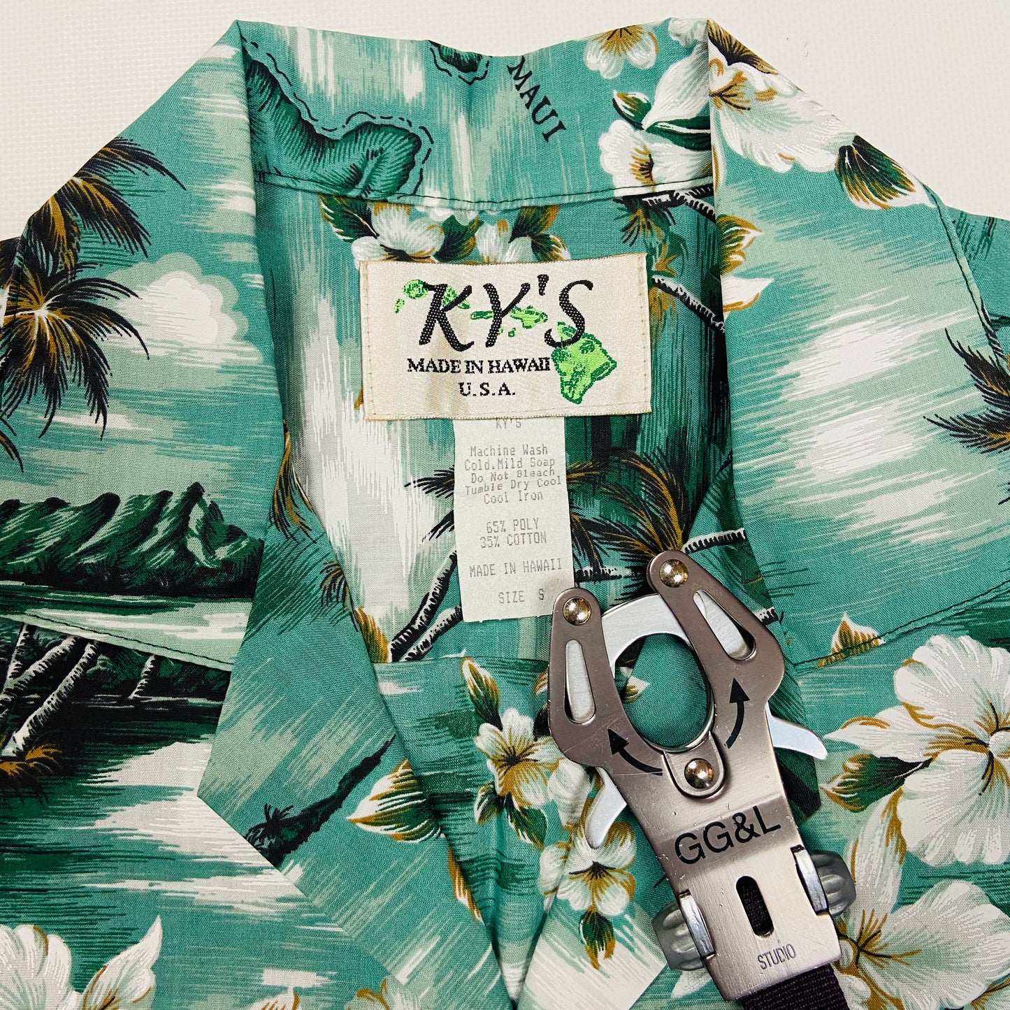 1980s TROPICAL GREEN ALOHA SHIRT MADE IN HAWAII