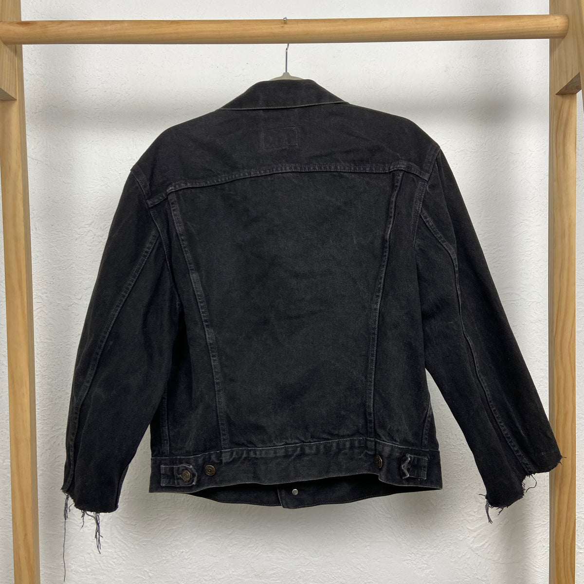 1980s LEVI'S ITALIAN MADE FADED BOXY JEANS JACKET