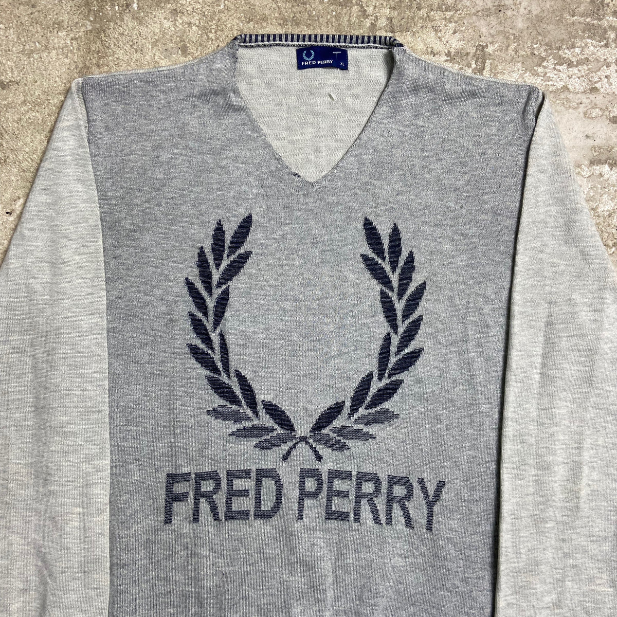 1990s FRED PERRY V NECK KNITTED SWEATER