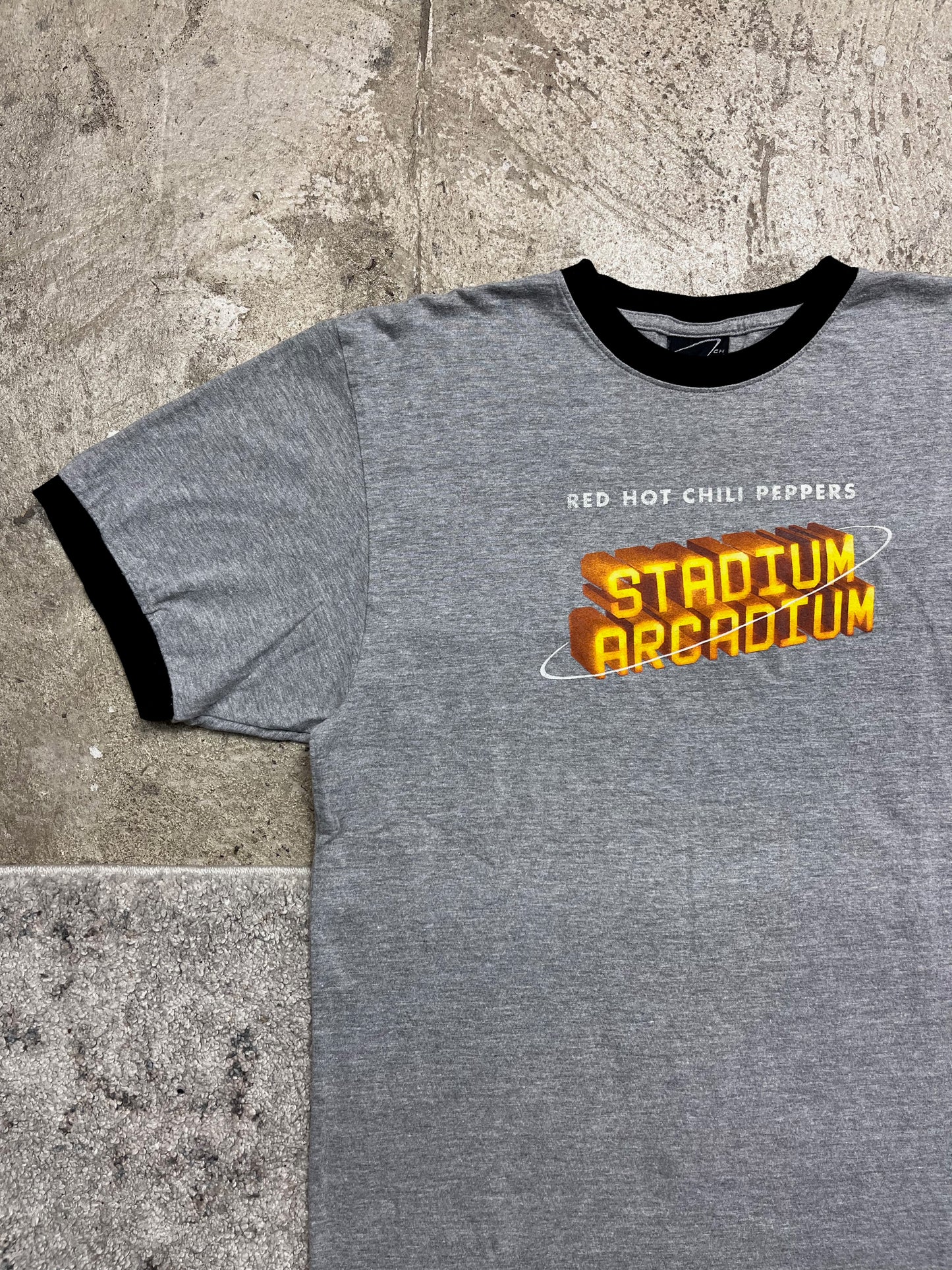 2006 RED HOT CHILI PEPPERS "STADIUM ARCADIUM" TEE