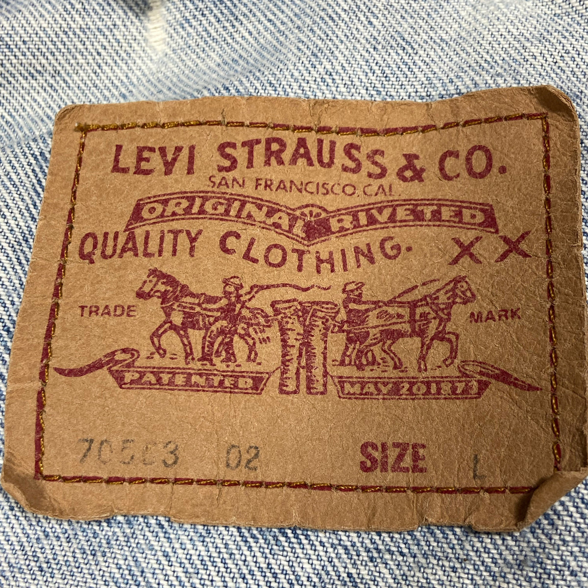1990s LEVI'S BABY BLUE JEANS JACKET