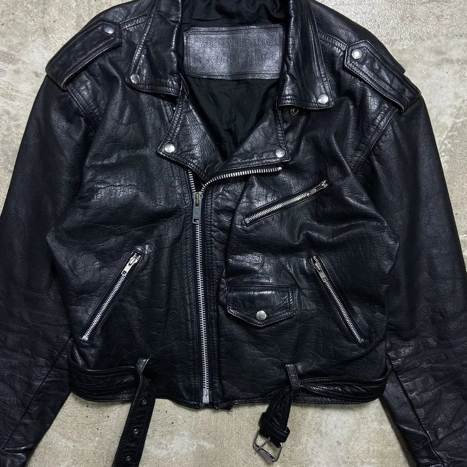 1970s BRITISH HANDCRAFTED BIKER LEATHER JACKET