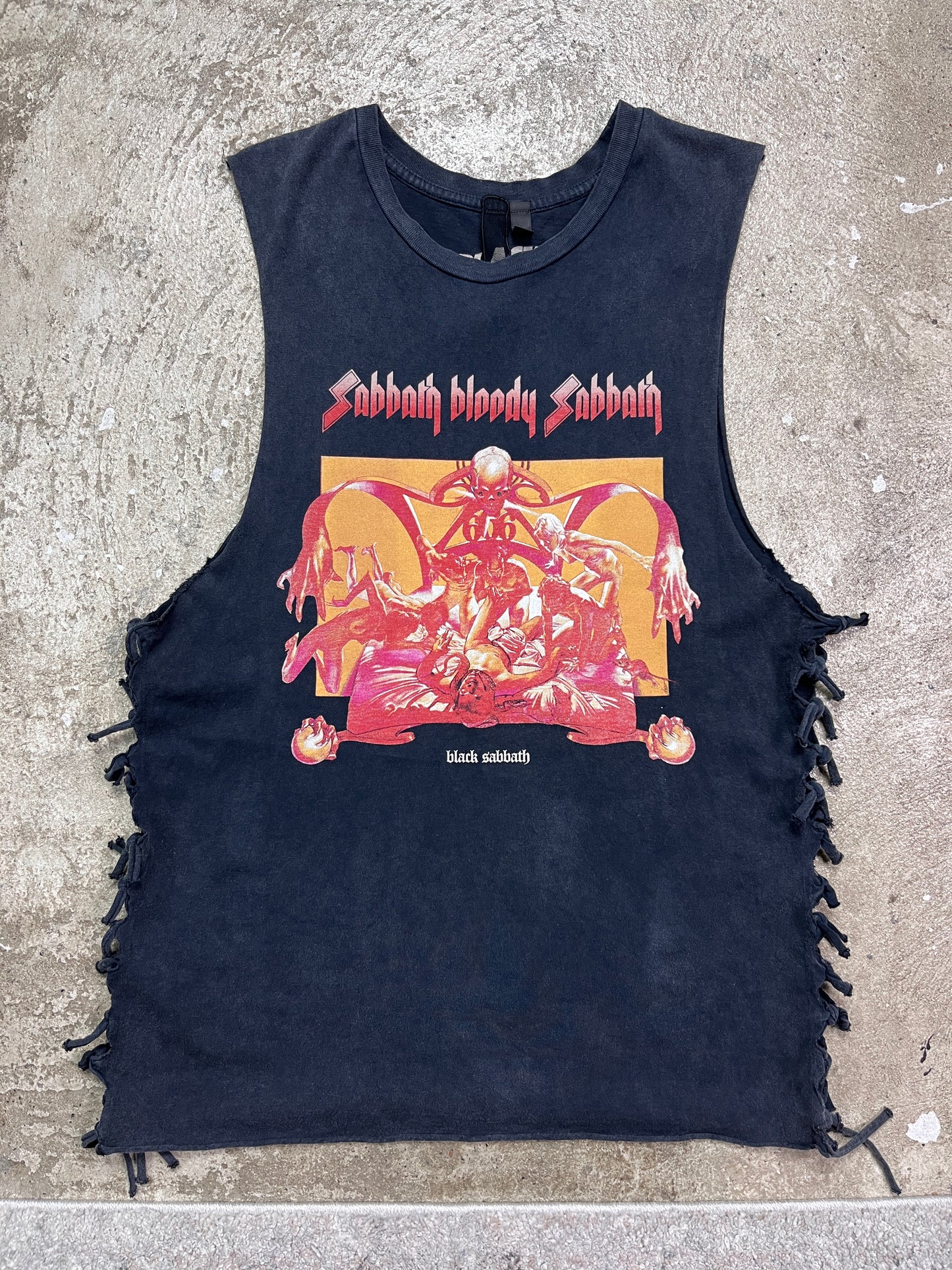 BLACK BLOODY SABBATH FADED TANK TOP