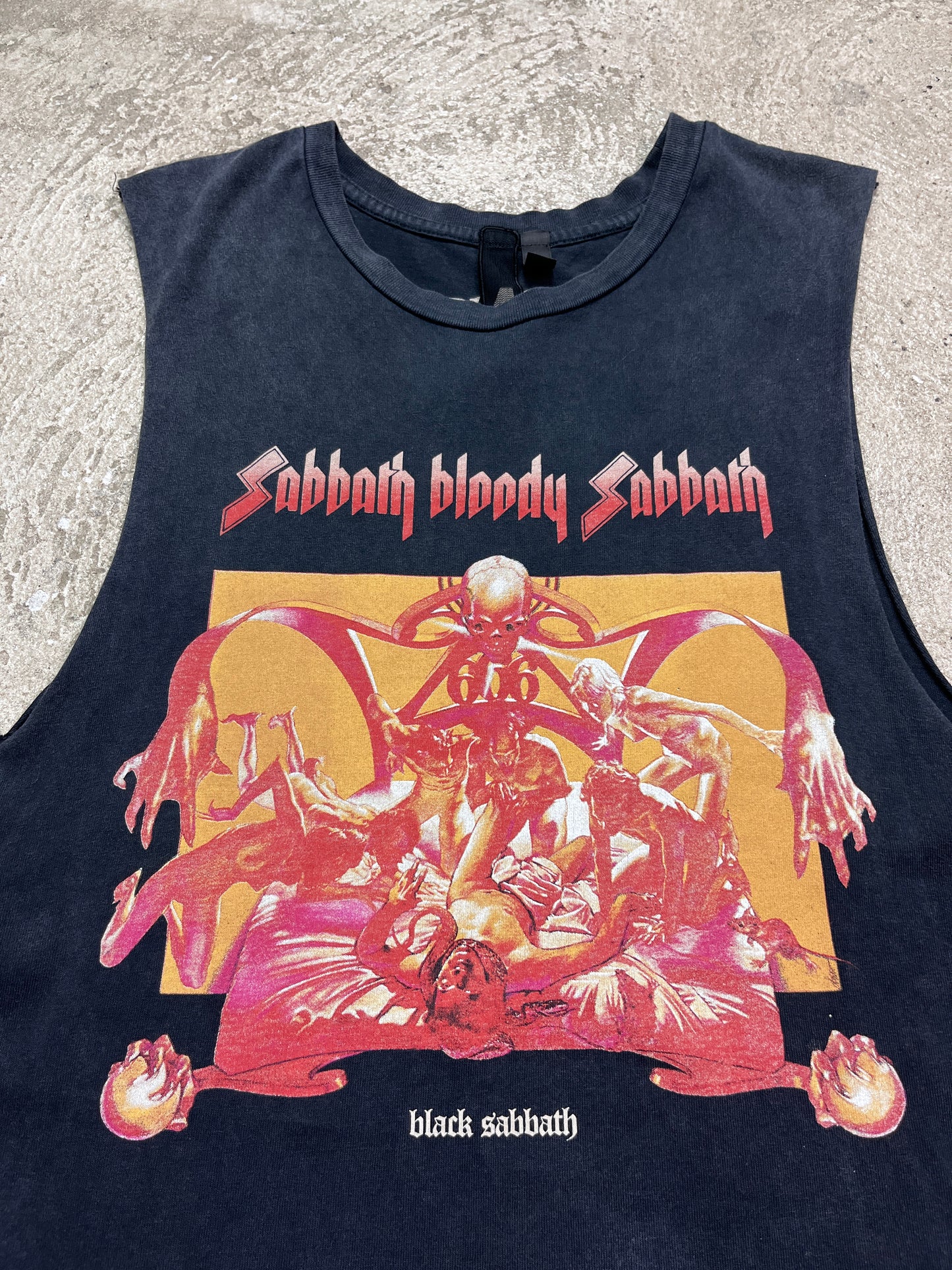 BLACK BLOODY SABBATH FADED TANK TOP