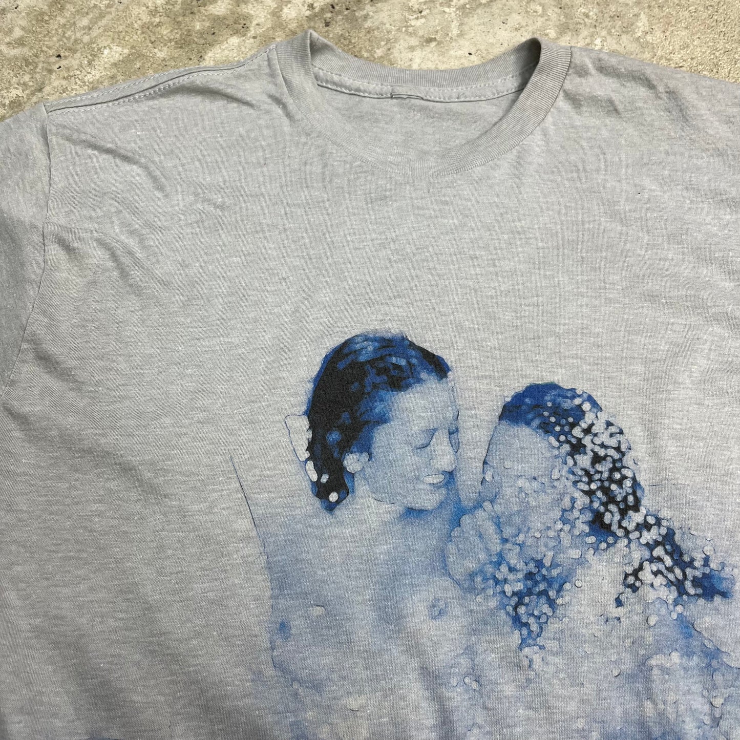 2000s BATHING BEAUTIES TEE