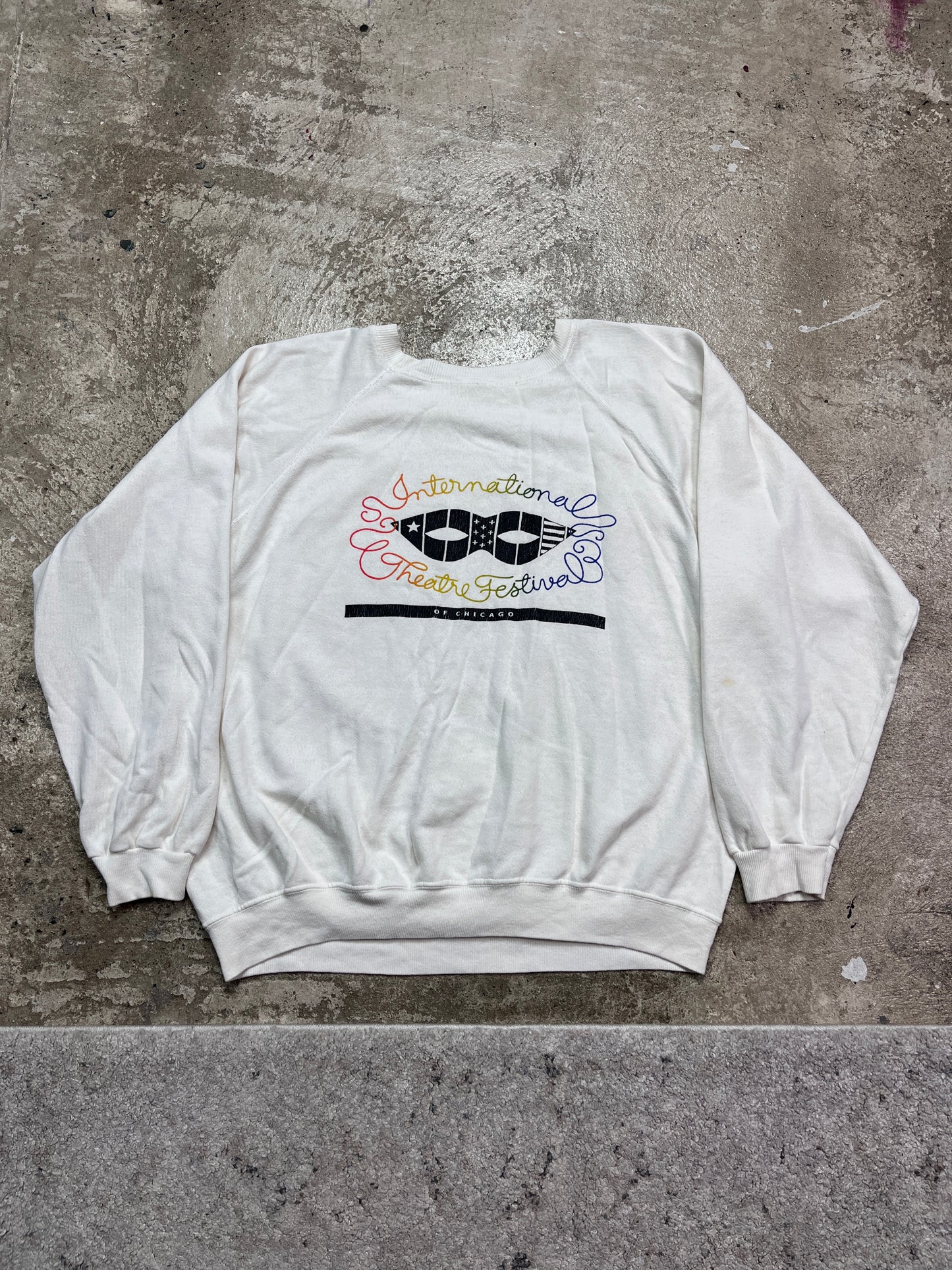 1988 SHAKESPEARE THEATRE CHICAGO FADED SWEATSHIRT