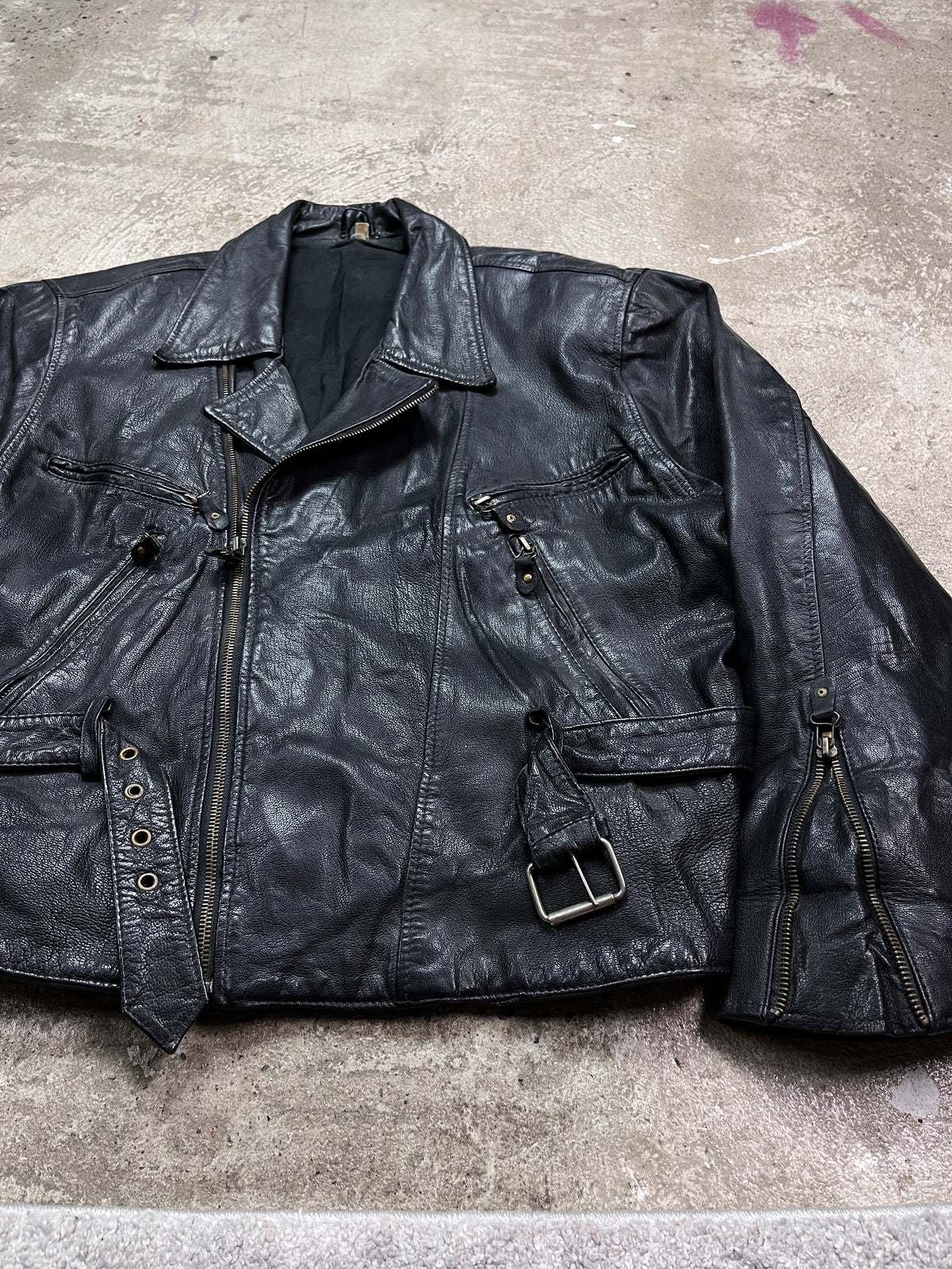 1980s VINTAGE REAL LEATHER BOXY BIKER JACKET
