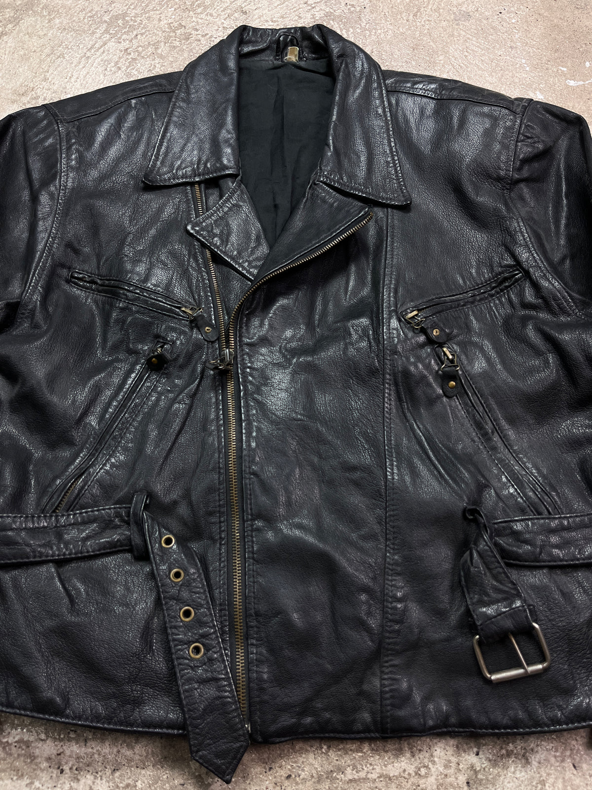 1980s VINTAGE REAL LEATHER BOXY BIKER JACKET
