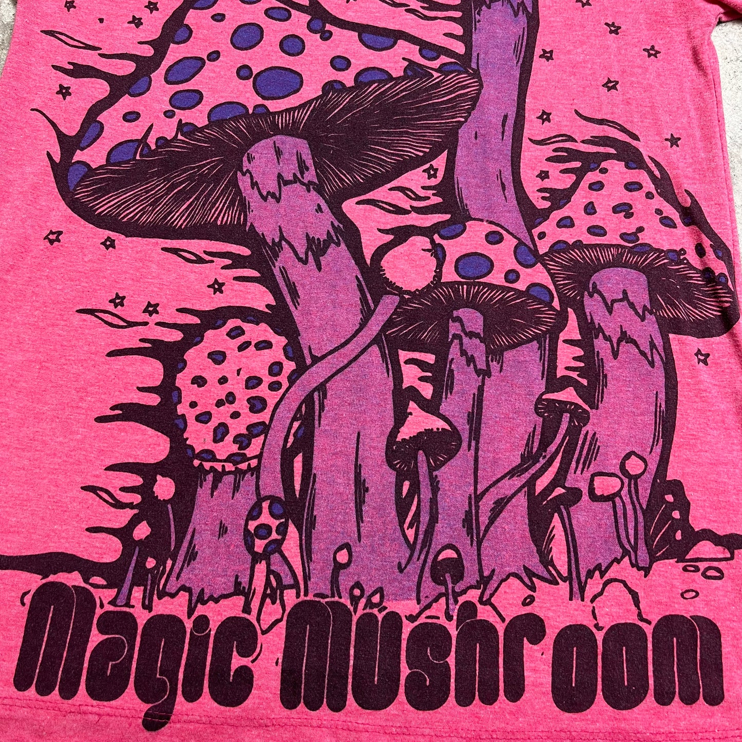 SURE MAGIC MUSHROOMS by MOON FLOWER TEE 2000s