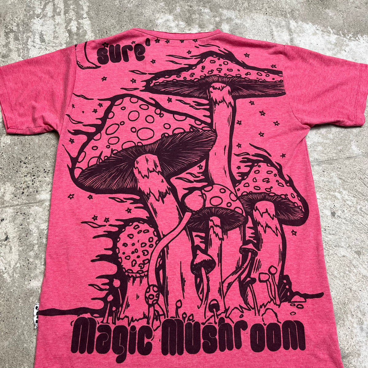 SURE MAGIC MUSHROOMS by MOON FLOWER TEE 2000s