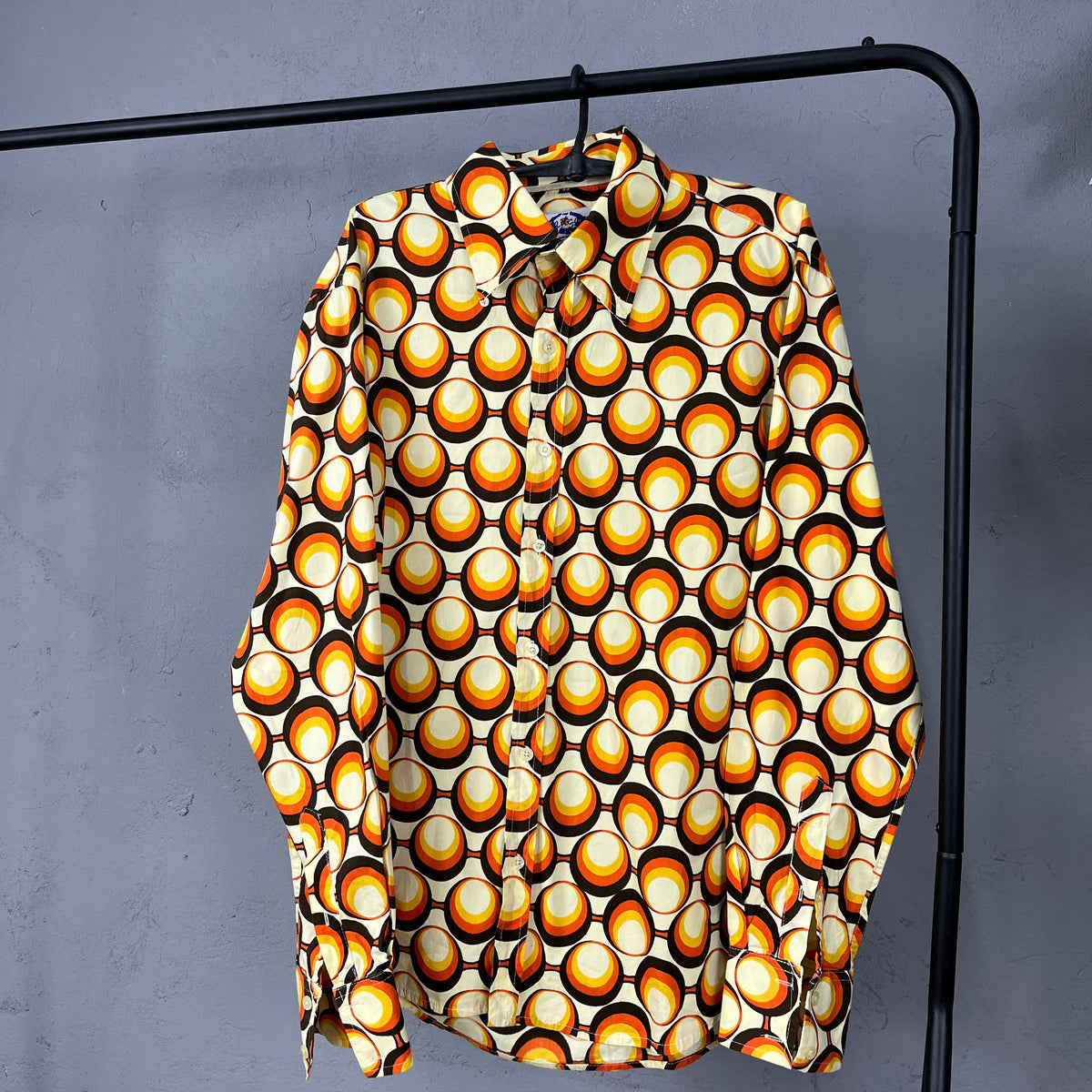 1970s RETRO STYLE GEOMETRIC PATTERN BIG COLLAR DISCO SHIRT