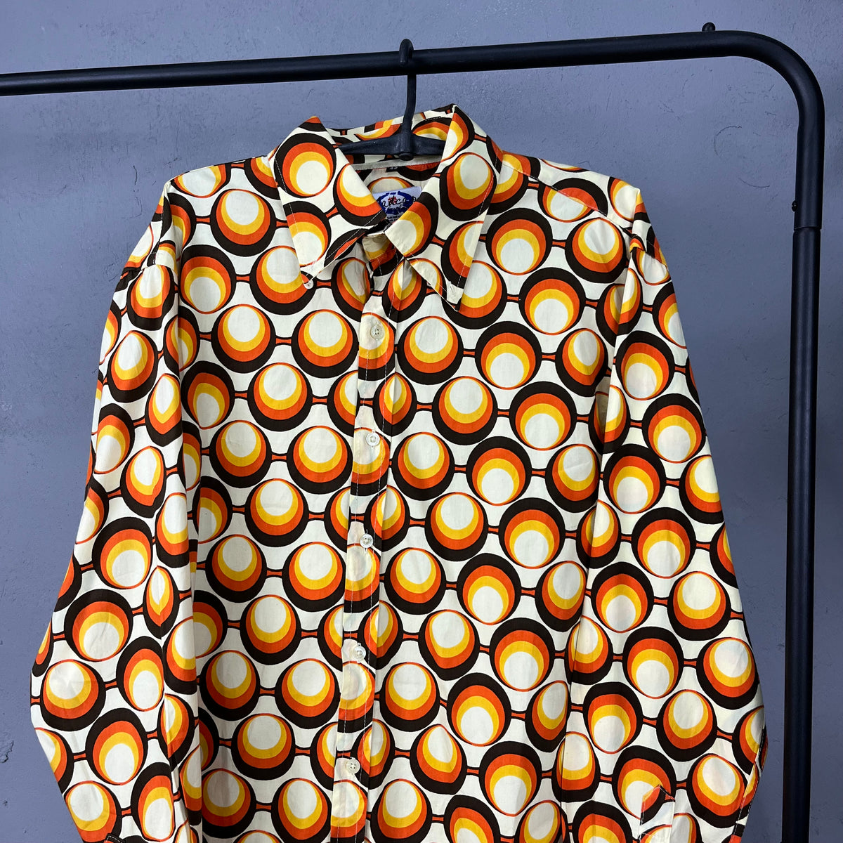 1970s RETRO STYLE GEOMETRIC PATTERN BIG COLLAR DISCO SHIRT