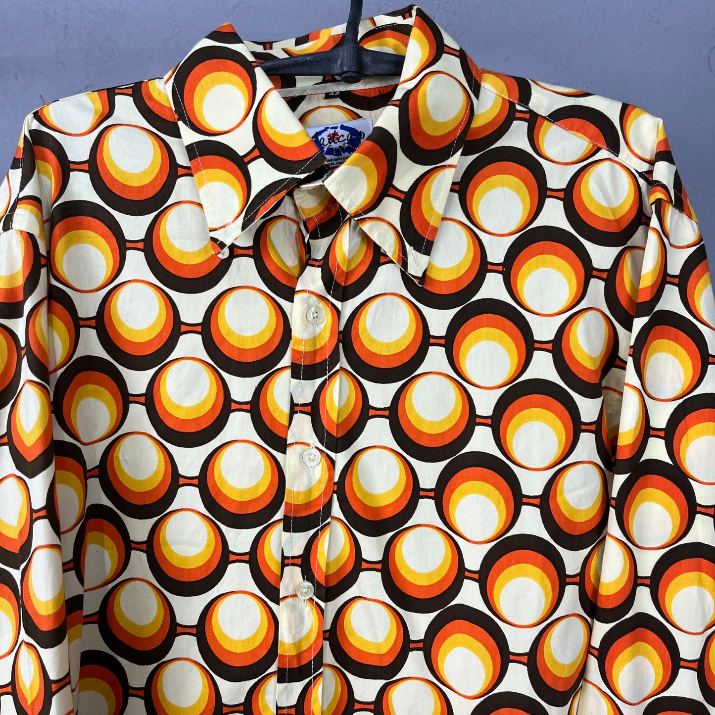 1970s RETRO STYLE GEOMETRIC PATTERN BIG COLLAR DISCO SHIRT