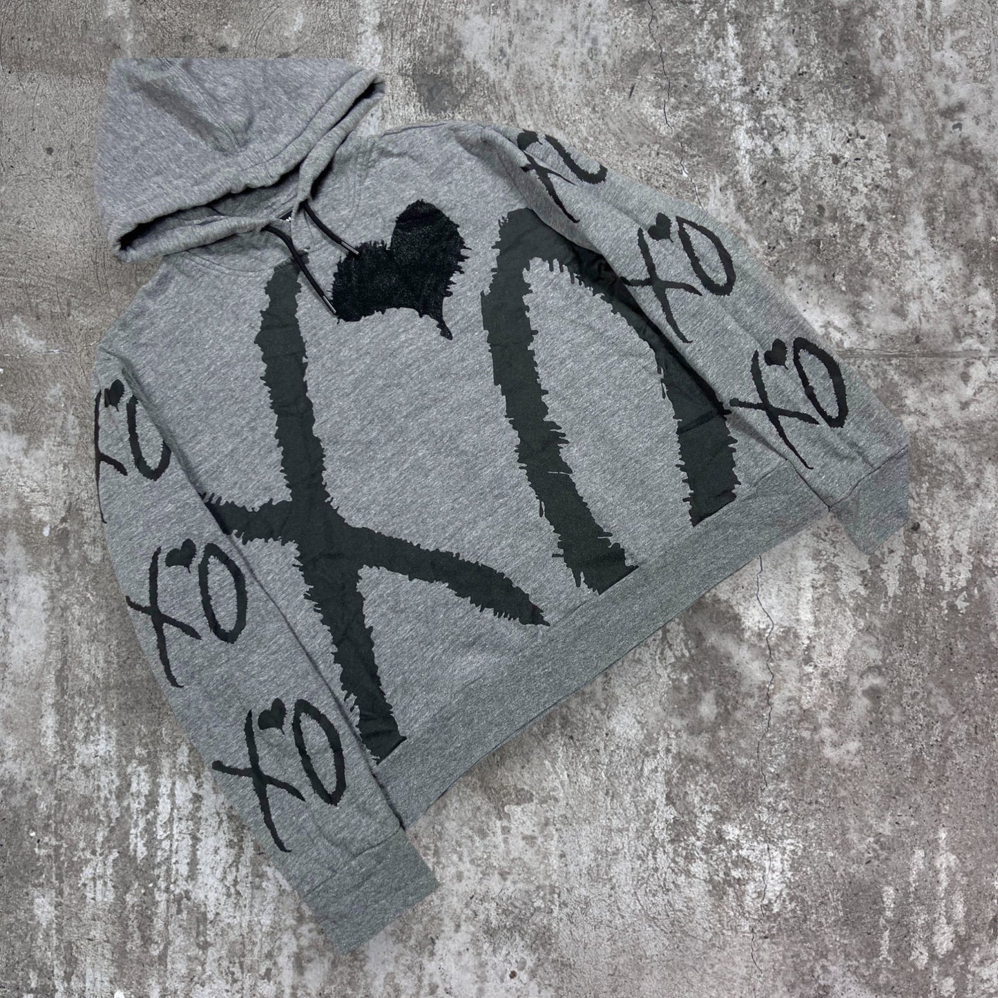 THE WEEKND XO PUFF PRINT BOXY HOODIE