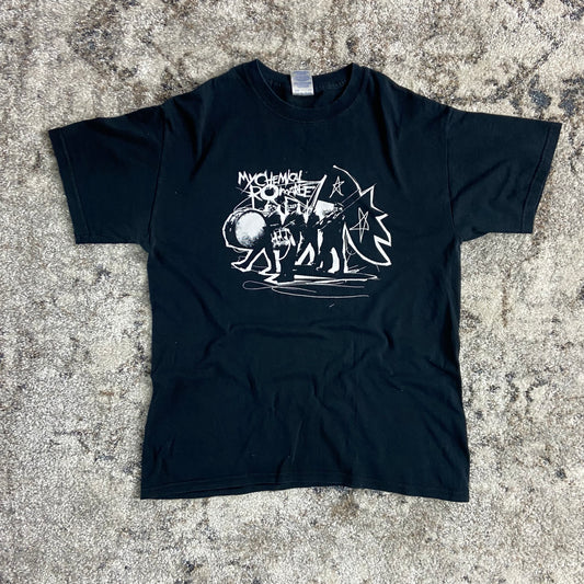 2000s MY CHEMICAL ROMANCE "THE BLACK PARADE IS DEAD" TEE