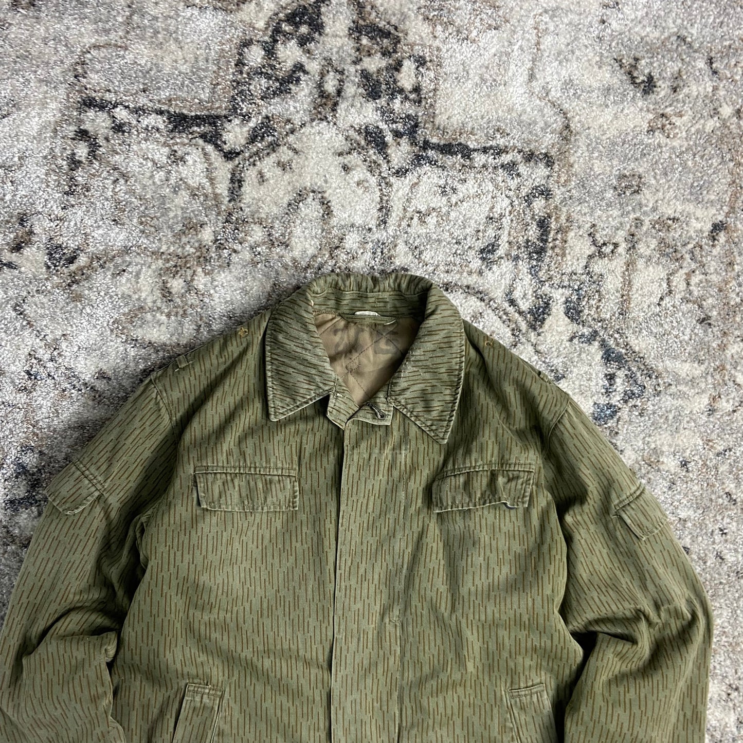 VINTAGE 1989 EAST GERMAN ARMY NVA STRICHTARN RAIN CAMO FIELD FADED JACKET