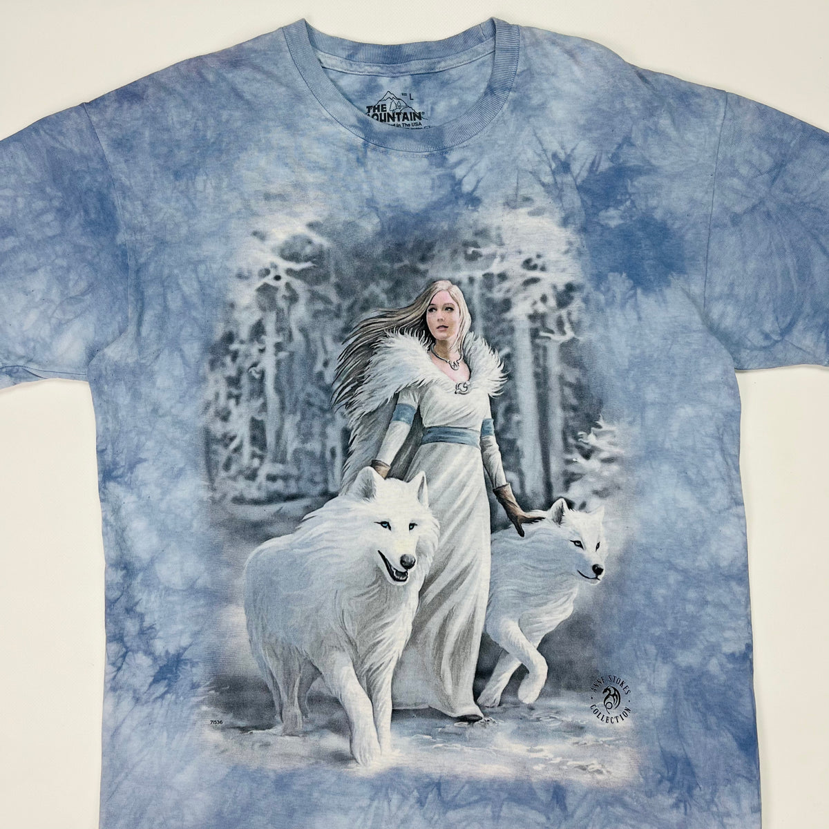 2000s CRYSTAL MAIDEN WINTER FOREST TEE