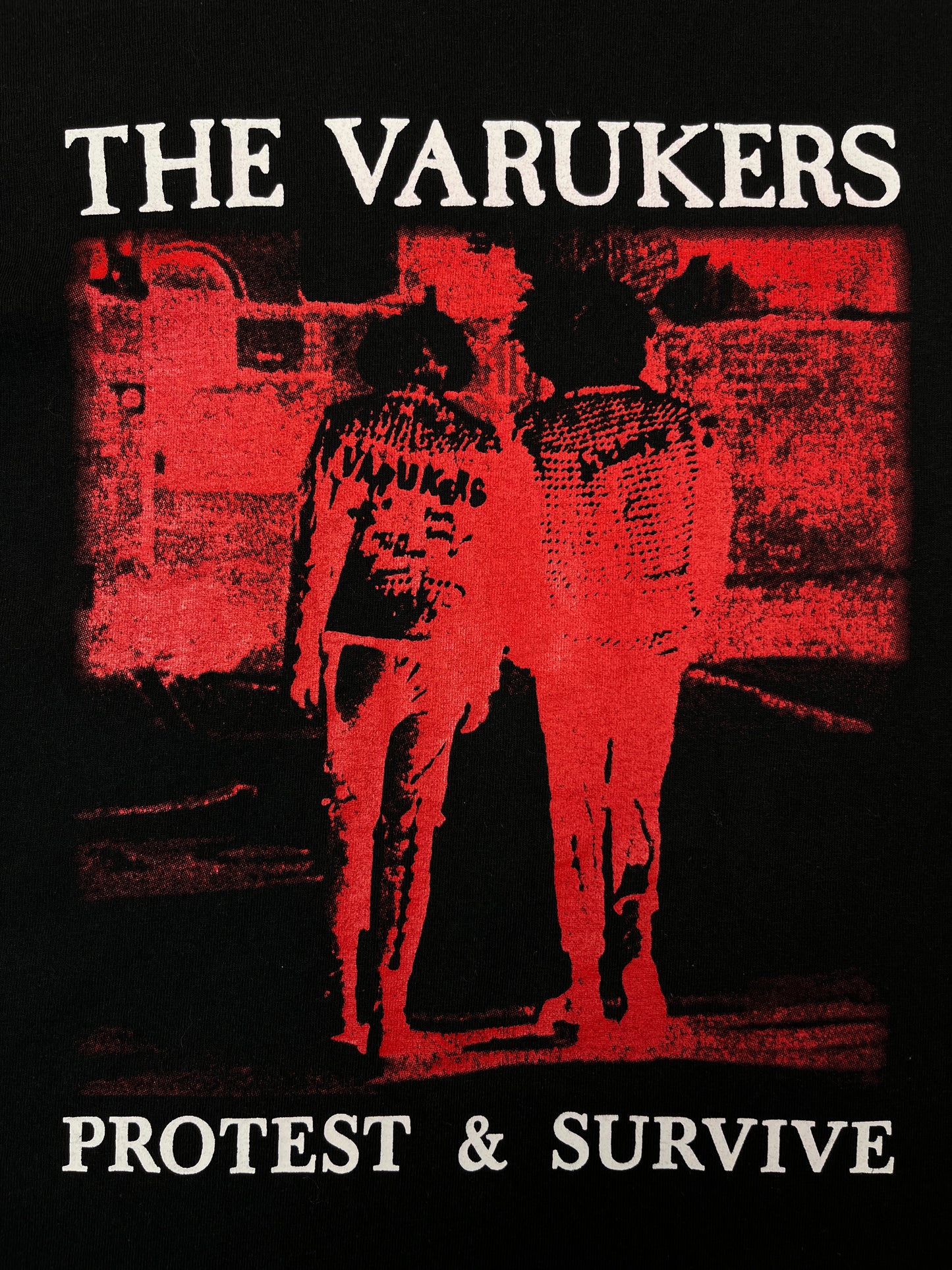 2000s THE VARUKERS "PROTEST & SURVIVE" TEE
