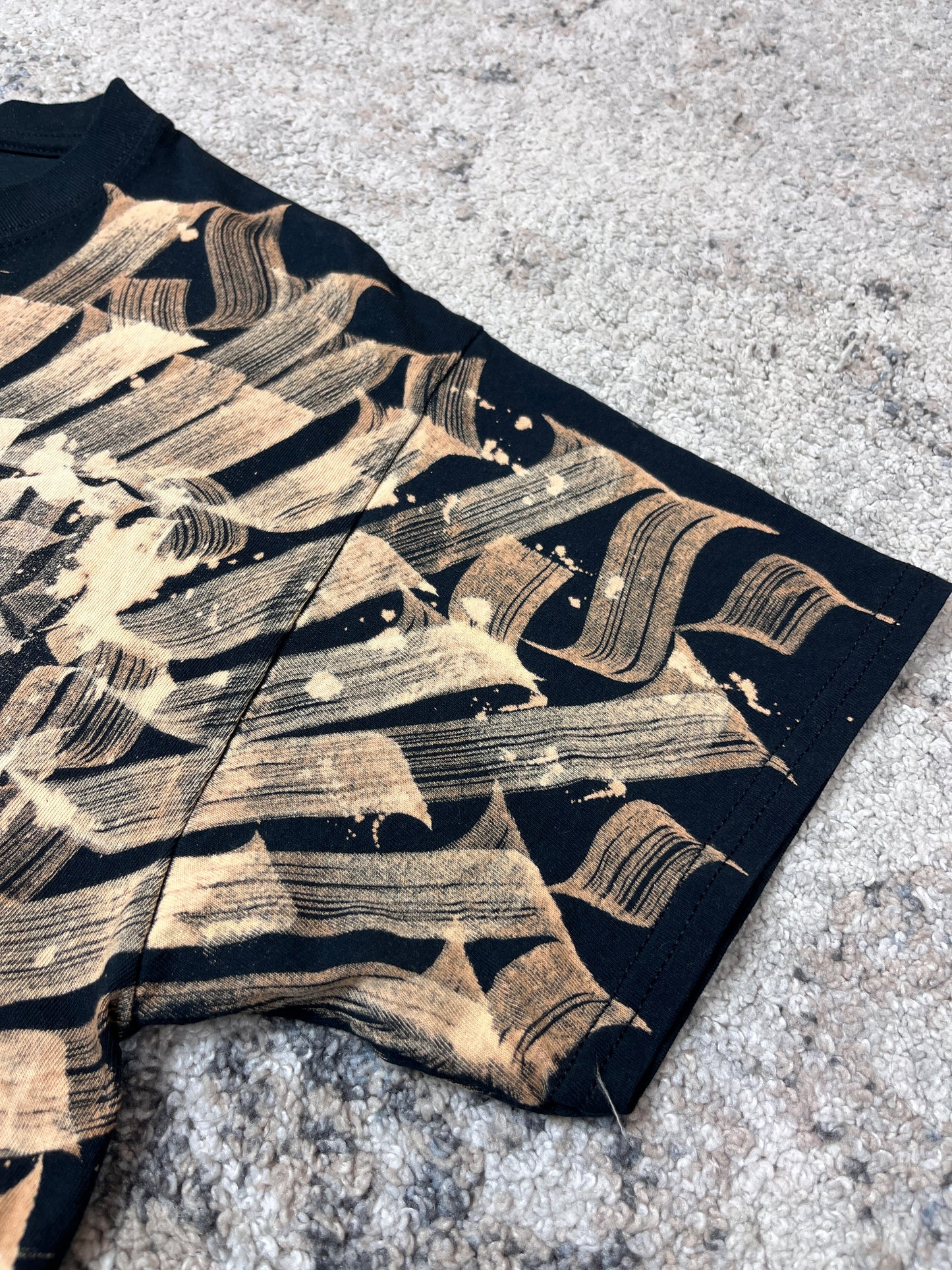 BLEACH ART CALLIGRAPHY HAND DRAWN TEE