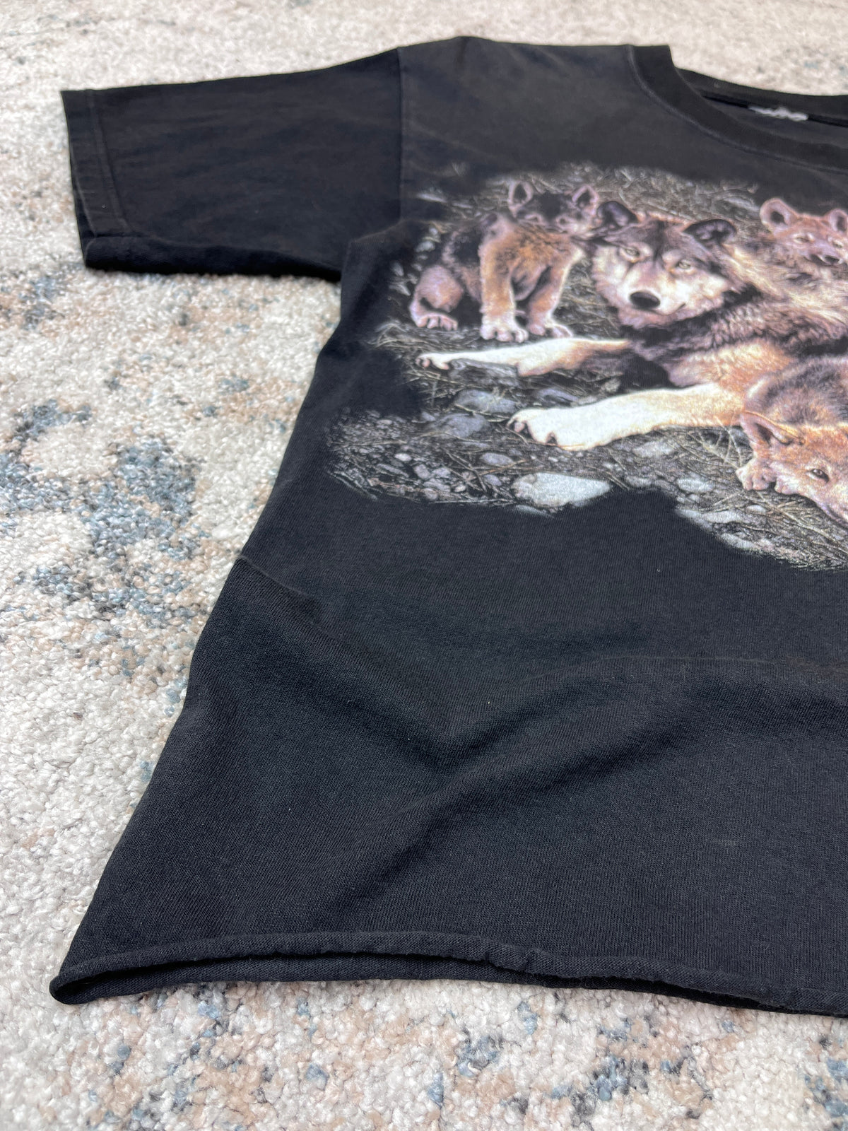 CUTE WULF FAMILY NATIVE BOXY TEE 1990s