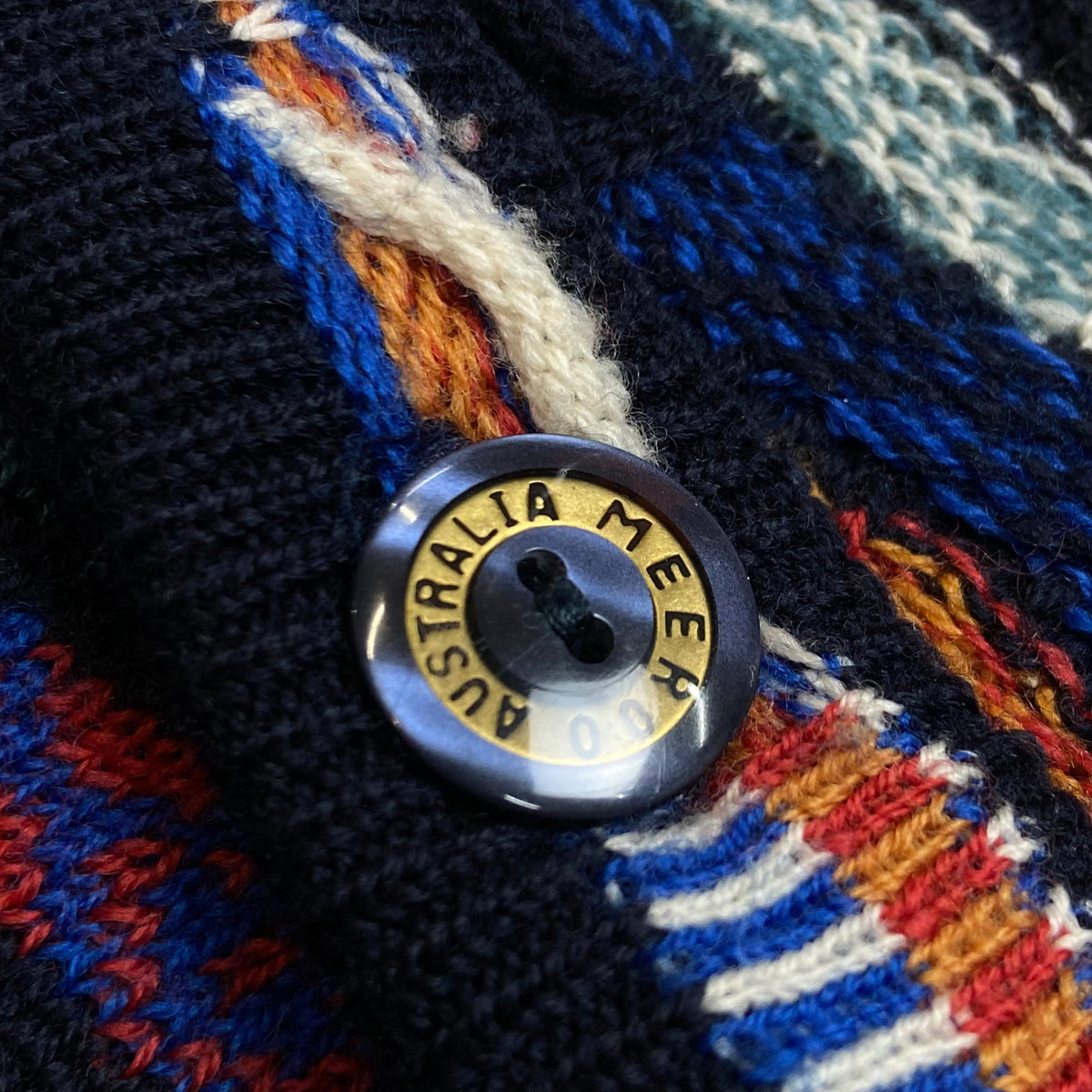 1980s MEEROO AUSTRALIA MERINO WOOL 3D PATTERN CARDIGAN