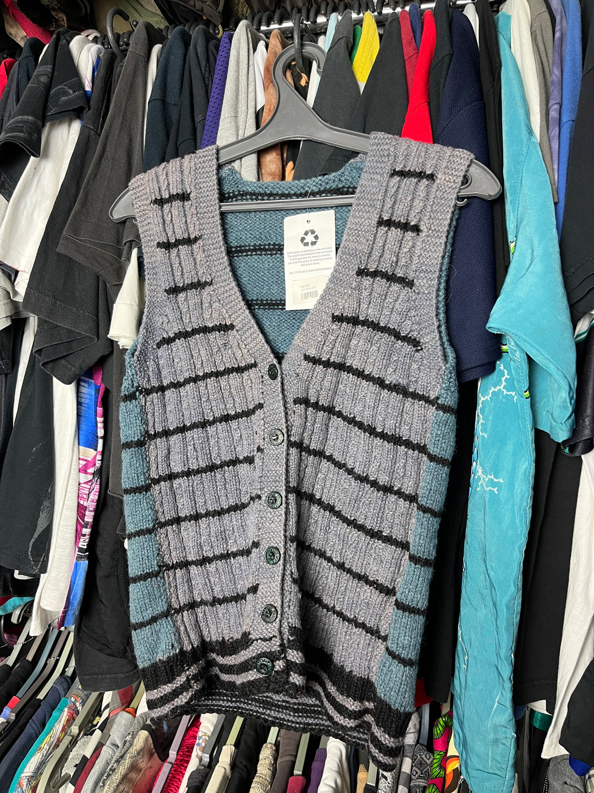 1970s LEVI'S KNITTED STRIPED VEST