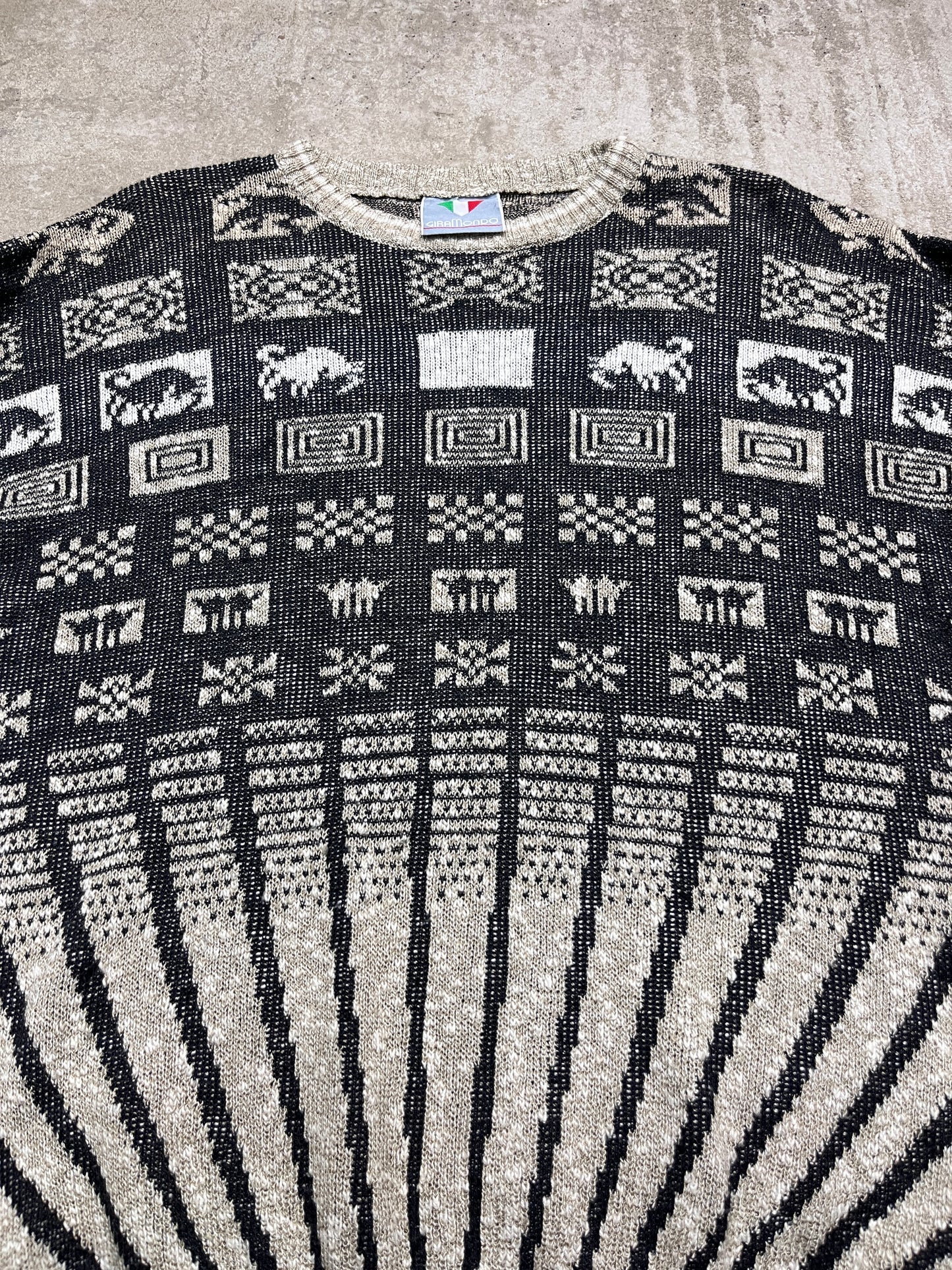 1980s GEOMETRIC NORDIC INSPIRED PATTERN ITALIAN GRANDPA SWEATER