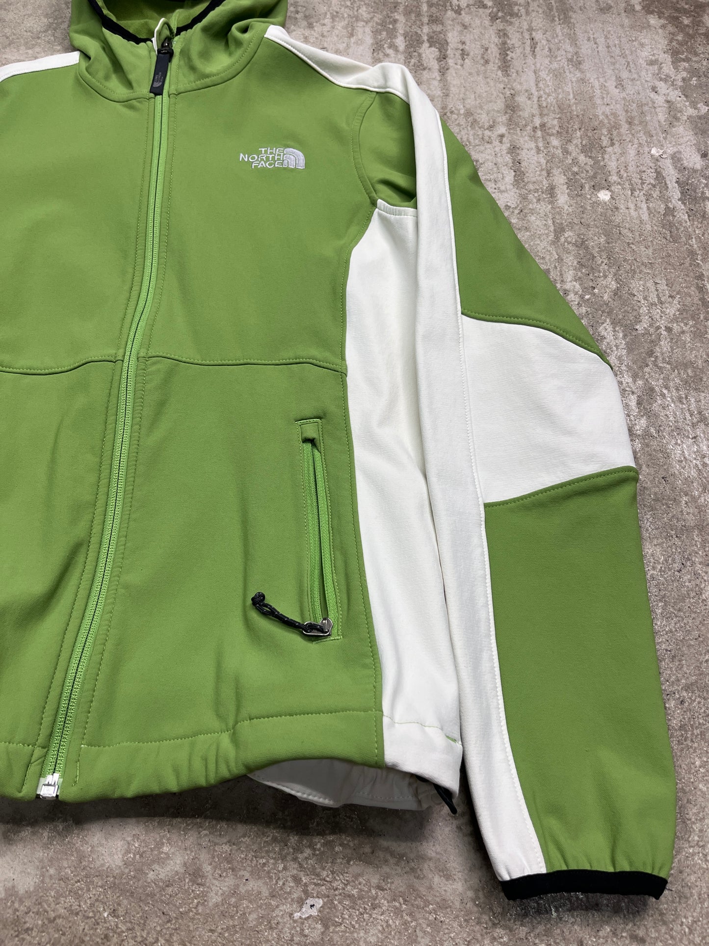 VINTAGE THE NORTH FACE APEX SOFTSHELL HOODED JACKET 2000s