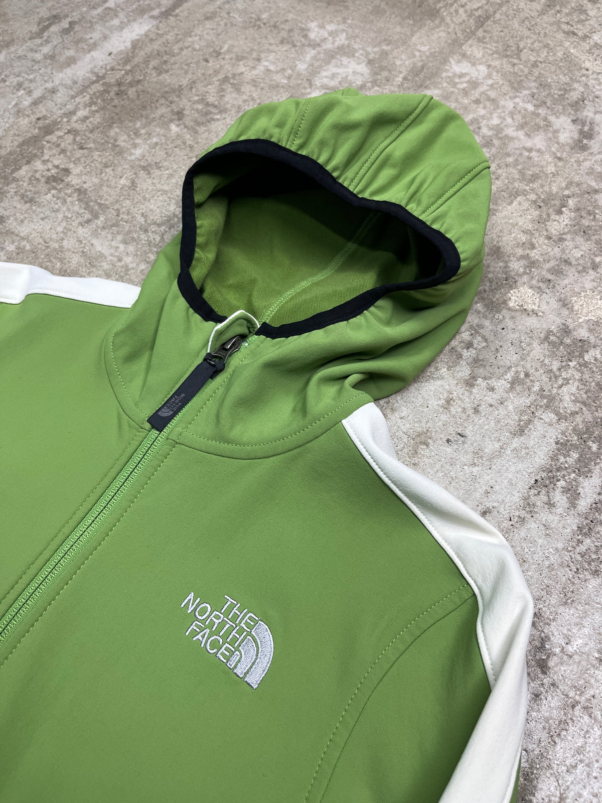 VINTAGE THE NORTH FACE APEX SOFTSHELL HOODED JACKET 2000s